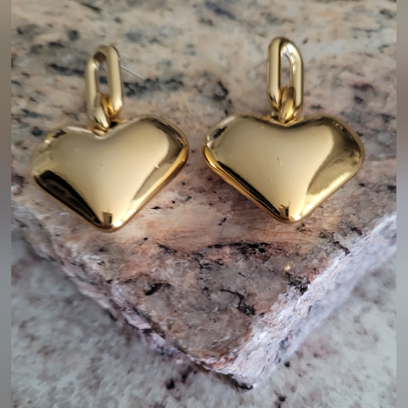 Gold Heart Drop Earrings ✨️ - Picture 2 of 3